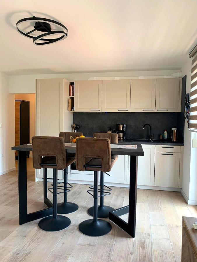 Ulike I Pini Apartment พูลา ภายนอก รูปภาพ